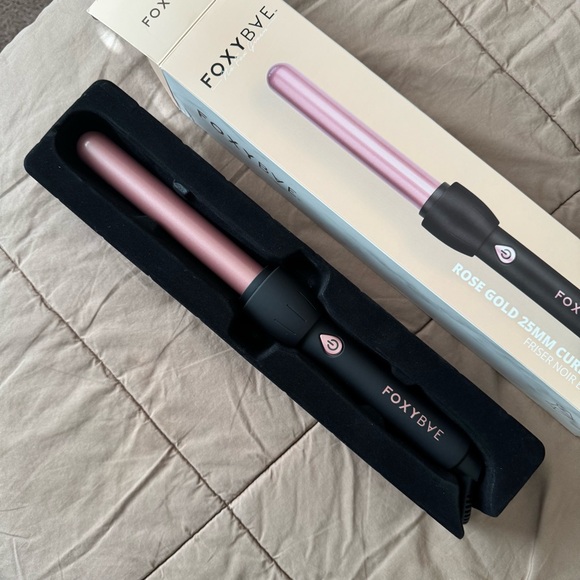 FoxyBae 25mm curling wand - Picture 4 of 4